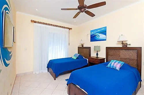 Sunrise Hotel *