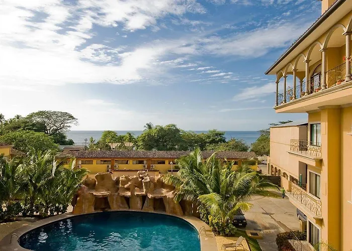 Sunrise Hotel *